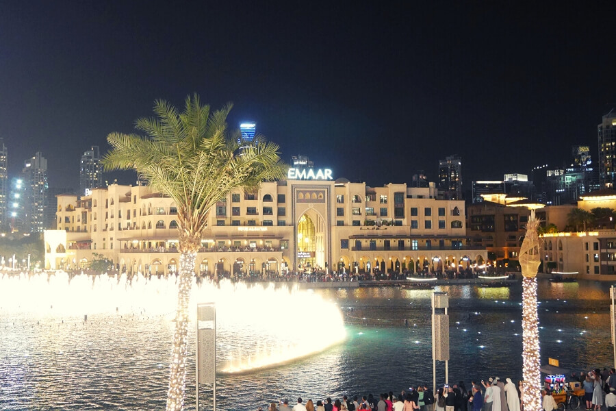 Dubai-Fountains-restaurants